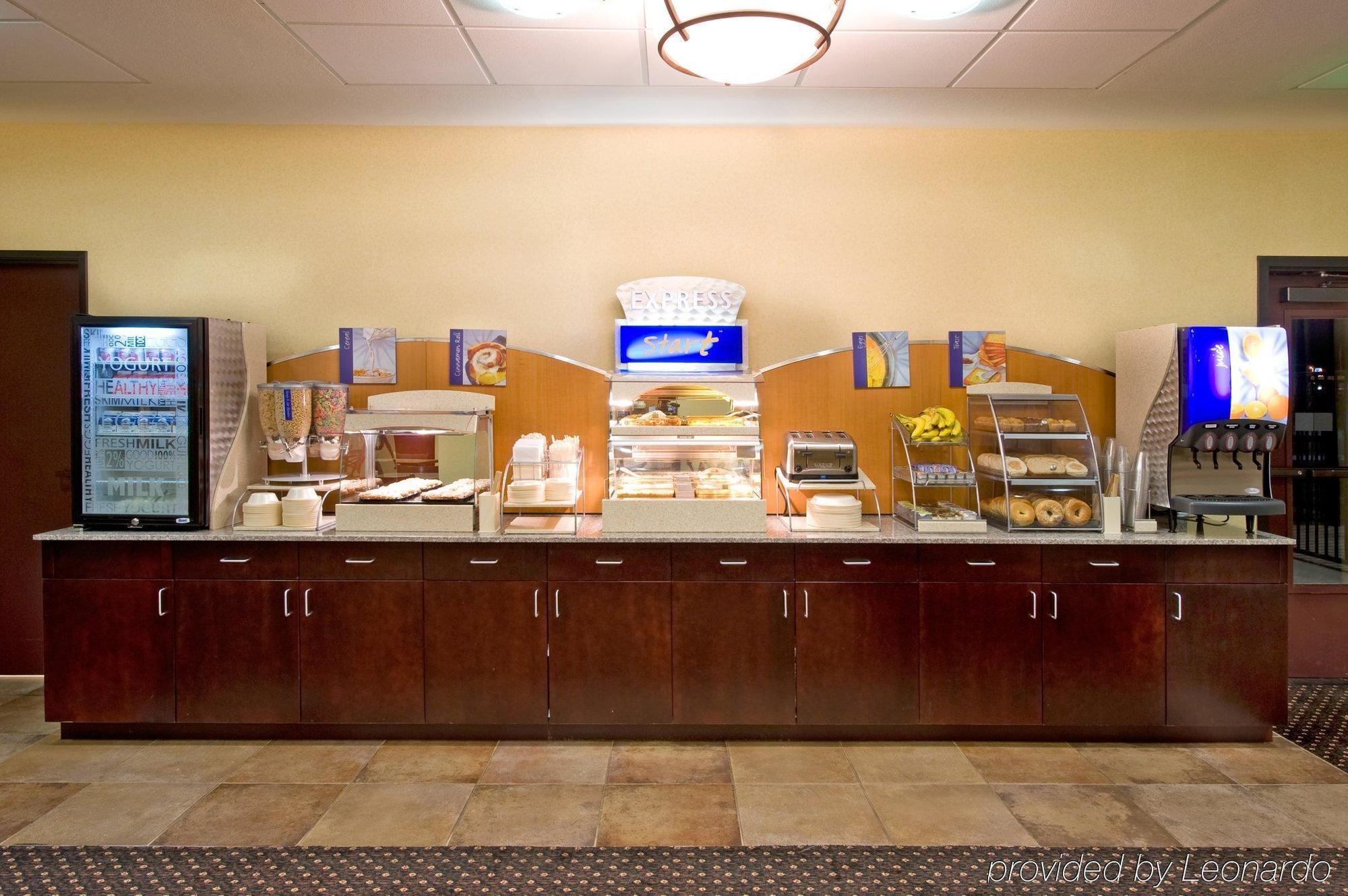 Holiday Inn Express & Suites ווילקוקס מסעדה תמונה